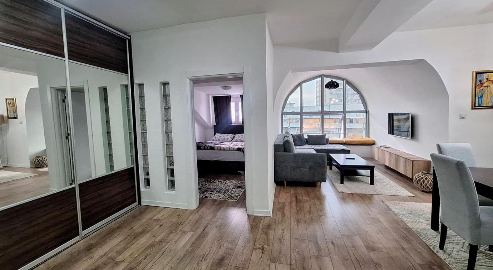Skopje City Centar Apartment Near Marriott Bagian luar foto